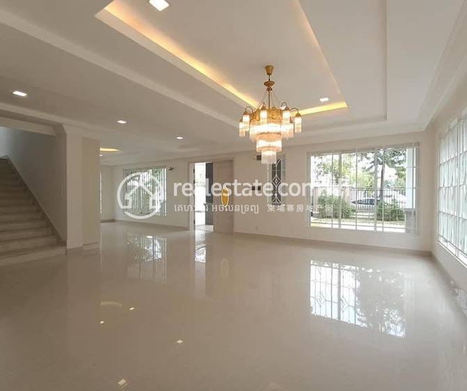 $1,600,000 borey