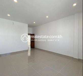 Samraong Kraom, Por Sen Chey에 있는 Por Sen Chey House and lot 매매 $97,880