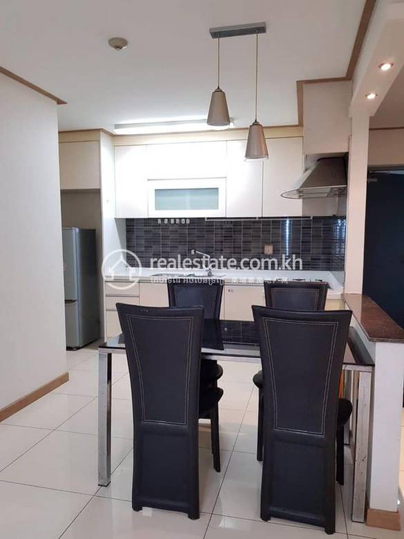 ខុនដូ សំរាប់ជួល នៅToul Kork តម្លៃ $650