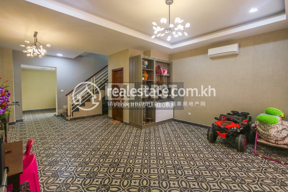 57.75 sqm Living Size Flat House K pronájmu in Siem Reap