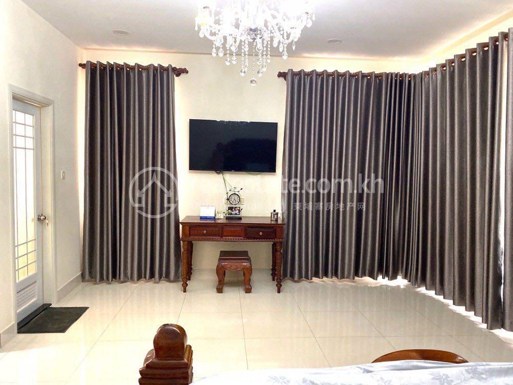 Dvojvila K pronájmu in Nirouth, Chbar Ampov, Phnom Penh