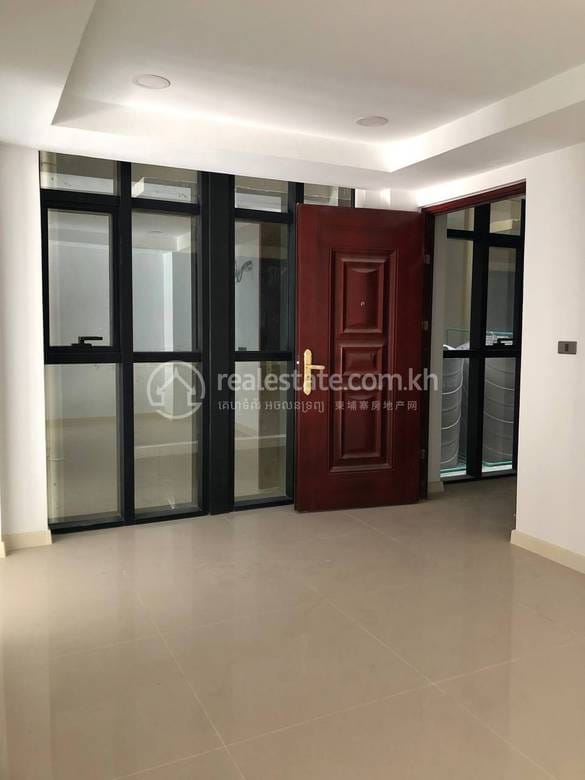 Sen Sok店屋出售，价格$470,000