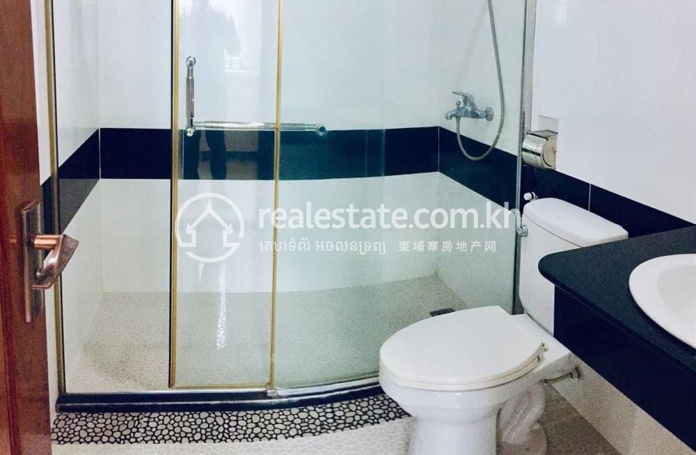 Appartement avec services À louer à Chamkarmon $550
