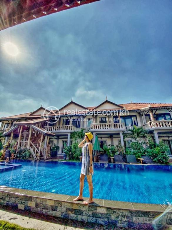 1,000 sqm Living Size Vila Na prodej in Battambang