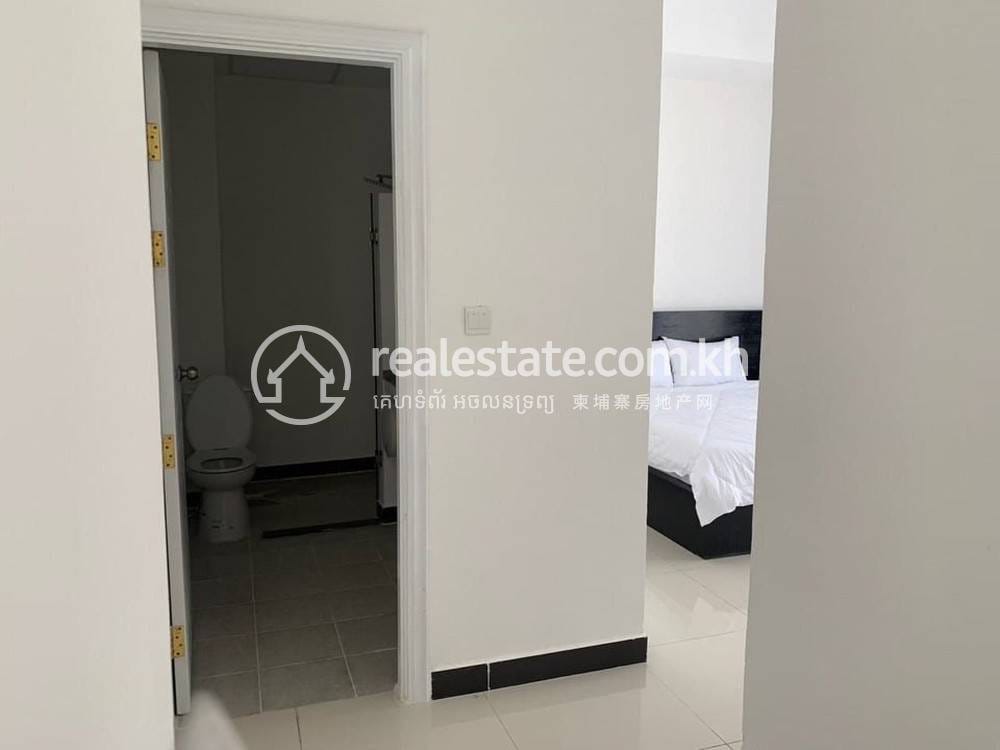 Tonle Bassac Apartment For Rent in Tonle Bassac