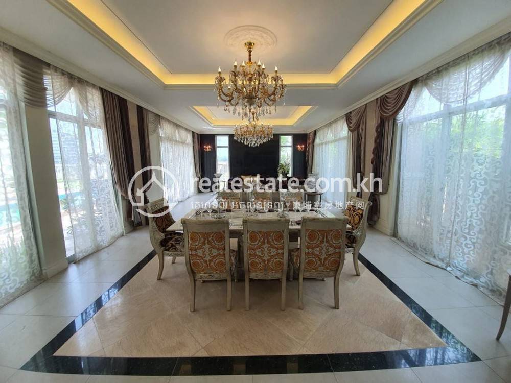 900 sqm Living Size borey Na prodej in Russey Keo