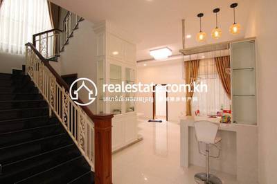   , ច្រាំងចំរេះ១, ឫស្សីកែវ, ភ្នំពេញ