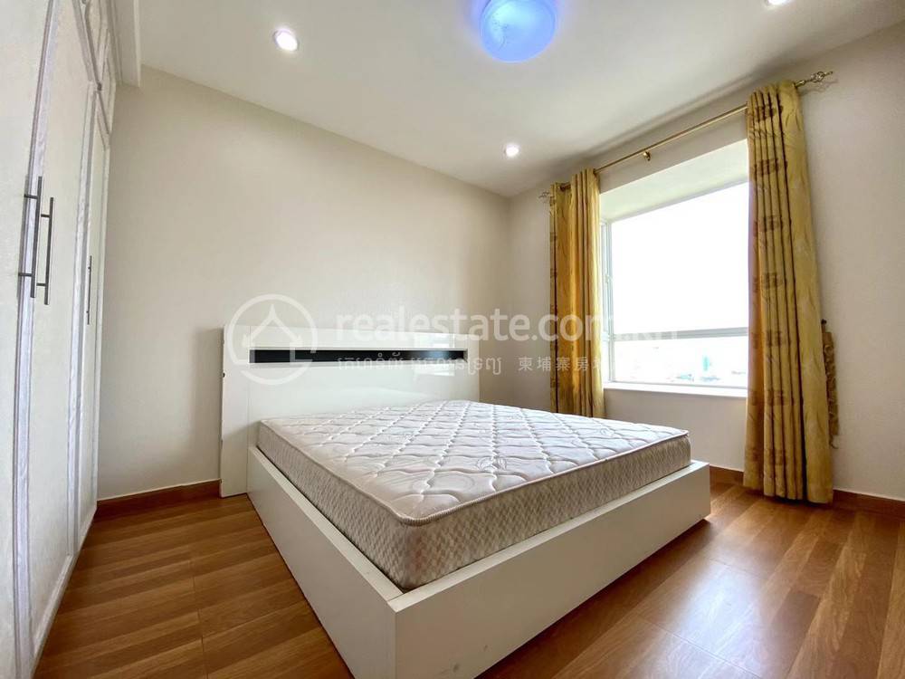 ខុនដូ 3 បន្ទប់គេង សំរាប់ជួល ក្នុងតម្លៃ $1,300
