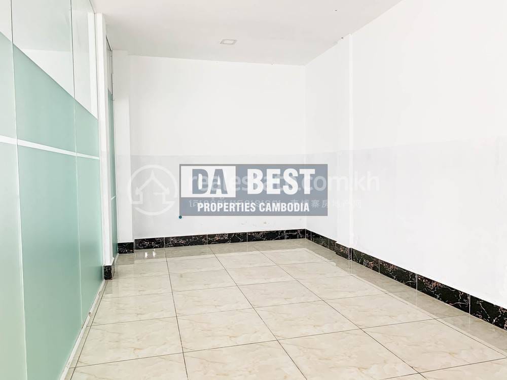 Chamkarmon Kanceláře K pronájmu in Phsar Daeum Thkov Chamkarmon $600