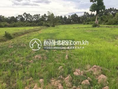 residential Land/Development for sale in Khnat ID 123112