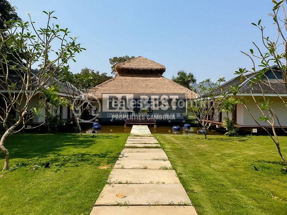 Vila Na prodej in Angkor Chey $2,200,000