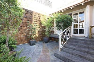 $6,500 Flat House