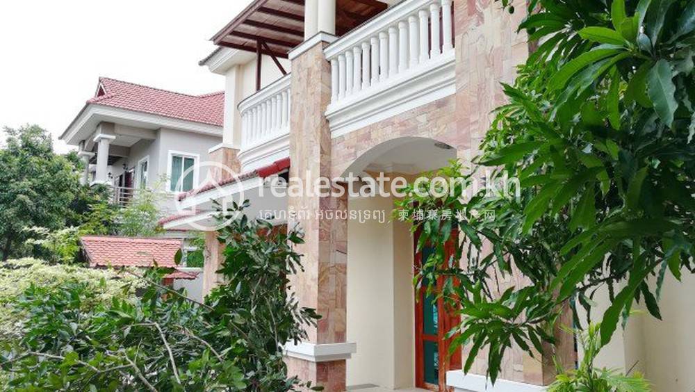 416 sqm Living Size borey Na prodej in Chamkarmon