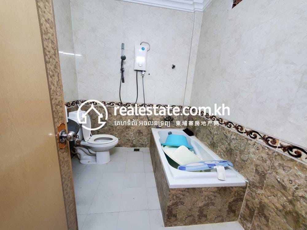 Meanchey平房出售，价格$180,000