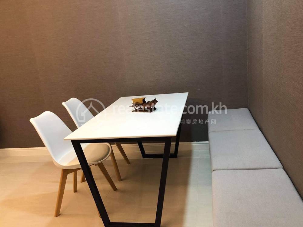 ខុនដូ តម្លៃ $650