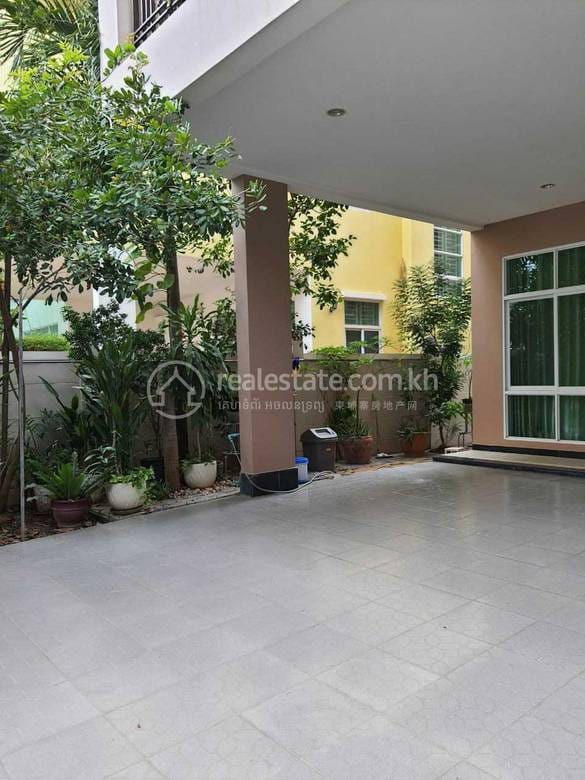 Villa For Rent in BKK 2, Boeng Keng Kang, Phnom Penh