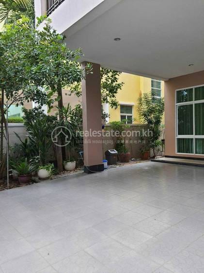 Villa For Rent in BKK 2, Boeng Keng Kang, Phnom Penh