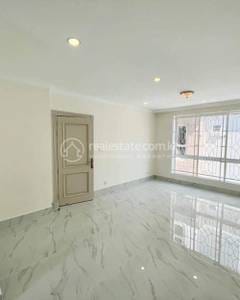 Vila Na prodej in Chbar Ampov $1,350,000