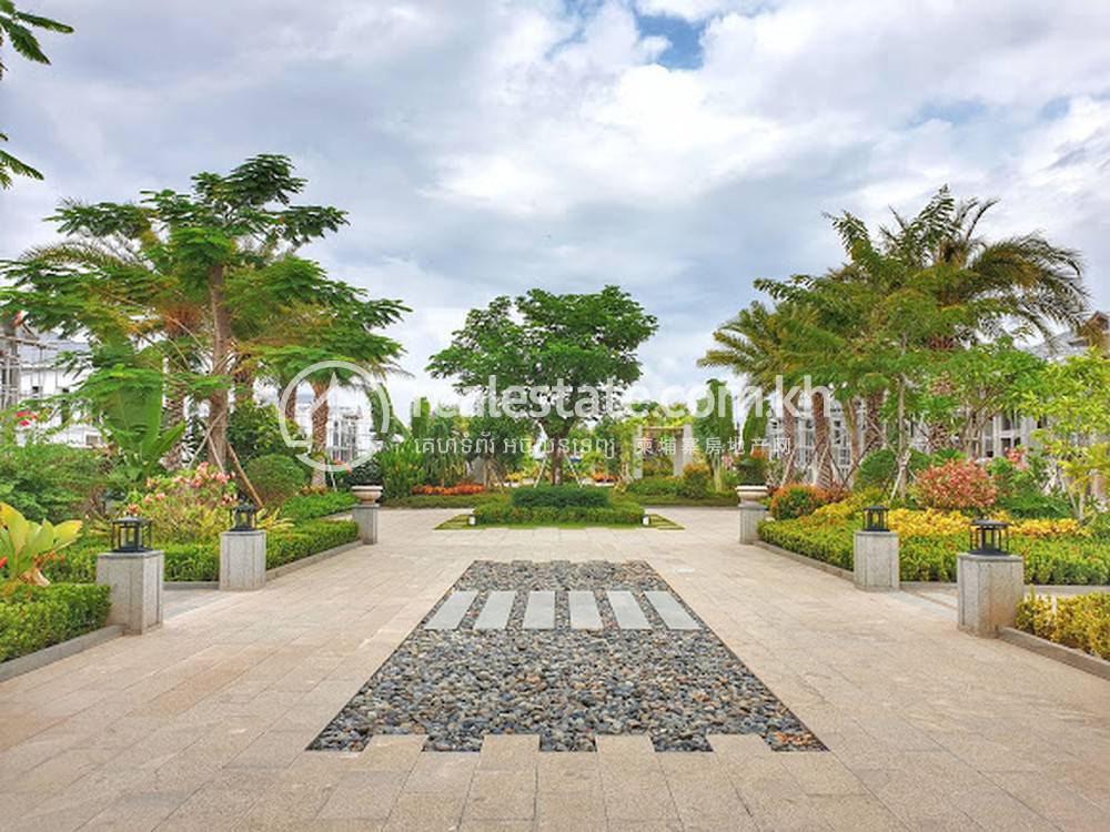 Phnom Penh Park | 201-243 sqm Living Size Borey For Sale in Chroy Changvar