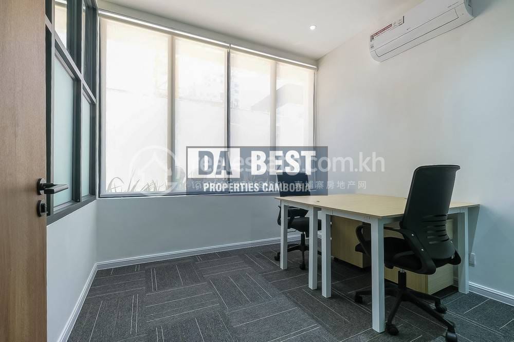อาคารสำนักงาน สำหรับเช่า ใน Daun Penh $420