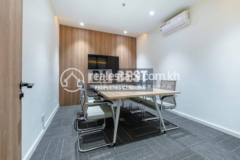 Daun Penh Bureaux À louer à Boeng Reang Daun Penh $1,100