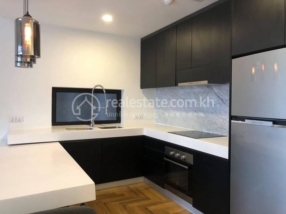 Апартаменты с Обслуживанием Для Аренды in Chamkarmon $3,000
