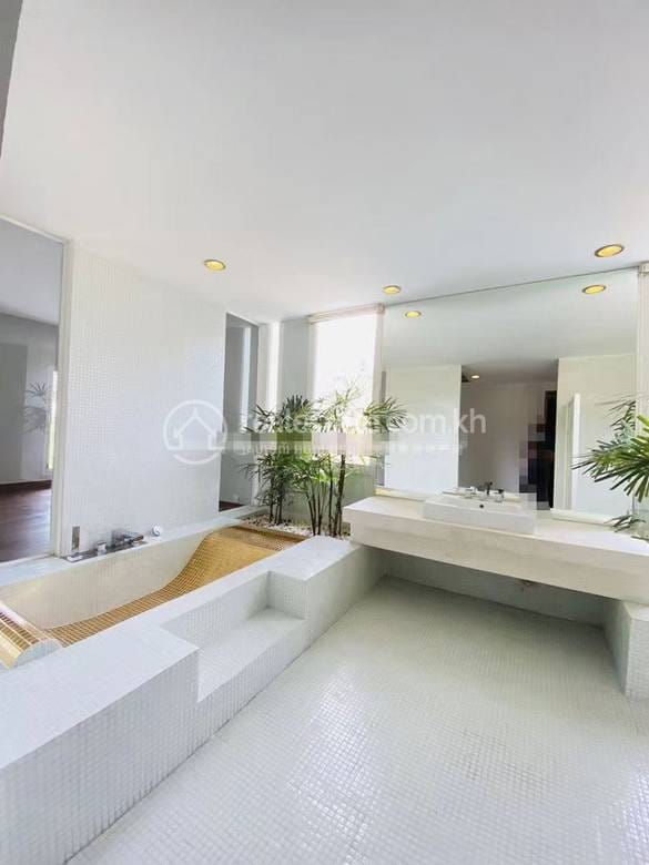 Villa For Rent in Boeng Keng Kang $6,000