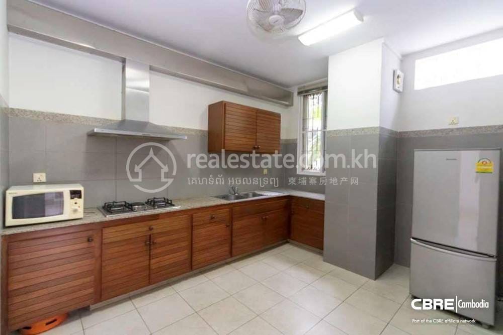 Apartment For Rent in Chamkarmon, Phnom Penh