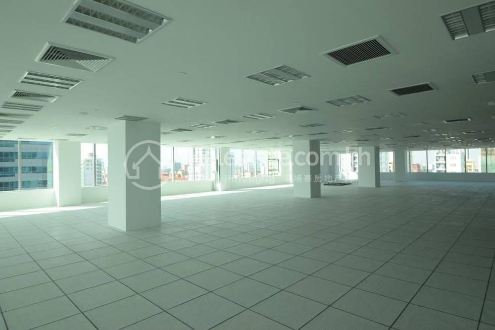 7 Makara办公物业出租，价格$24