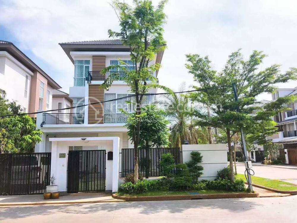 residential Villa for sale in Nirouth ID 183722