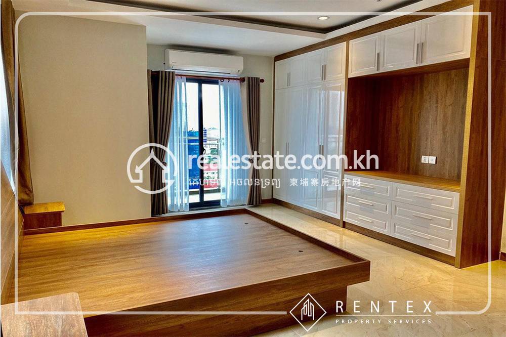 អាផាតមិន សំរាប់ជួល មានកន្លែងចតរថយន្ត 1