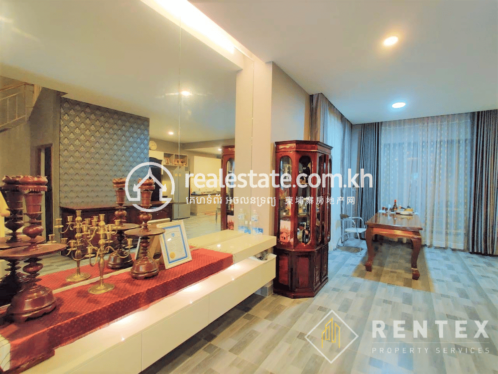 វីឡាភ្លោះ សំរាប់លក់ នៅ, ច្បារអំពៅទី១, ច្បារអំពៅ, ភ្នំពេញ
