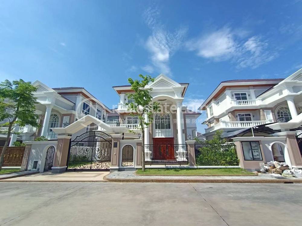residential Villa for sale in Nirouth ID 182909