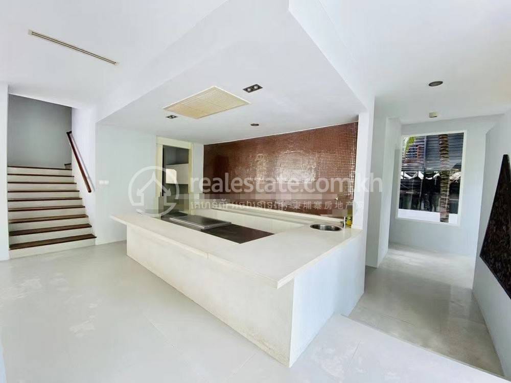 Villa For Rent in BKK 1, Boeng Keng Kang, Phnom Penh