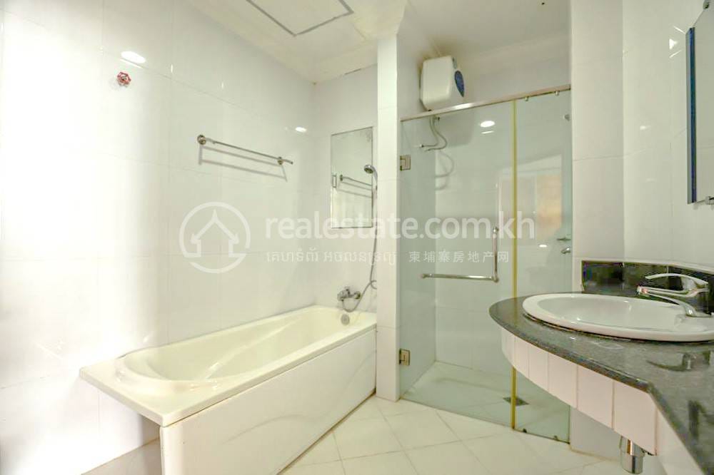 Condo K pronájmu in Chroy Changvar $700