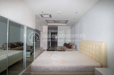 Condo For Rent in Chamkarmon $750