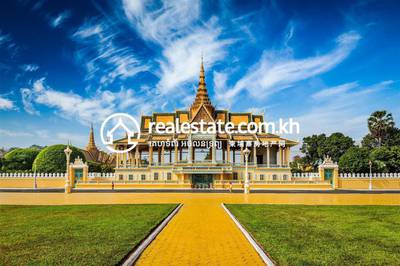 Hotel For Sale & Rent in Daun Penh $4,900,000