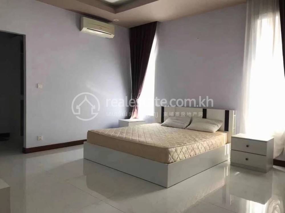 Chamkarmon别墅出租，价格$5,000