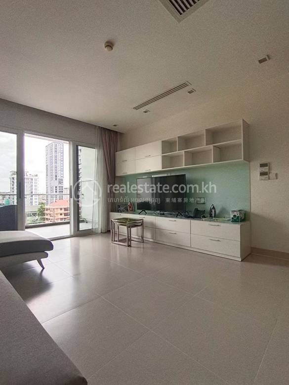 Serviced Apartment For Rent with 1 Parking Space