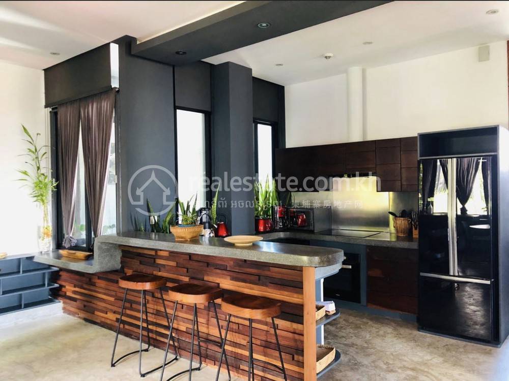 Appartement avec services À louer à Daun Penh $1,800