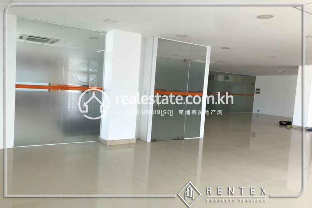 Chamkarmon Офисы Для Аренды in Toul Tum Poung 1 Chamkarmon $1,911