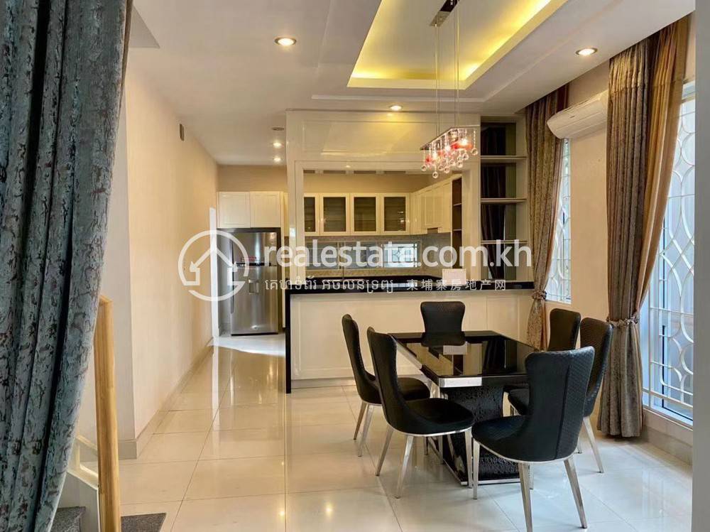 วิลล่า สำหรับเช่า ใน Chbar Ampov $3,800