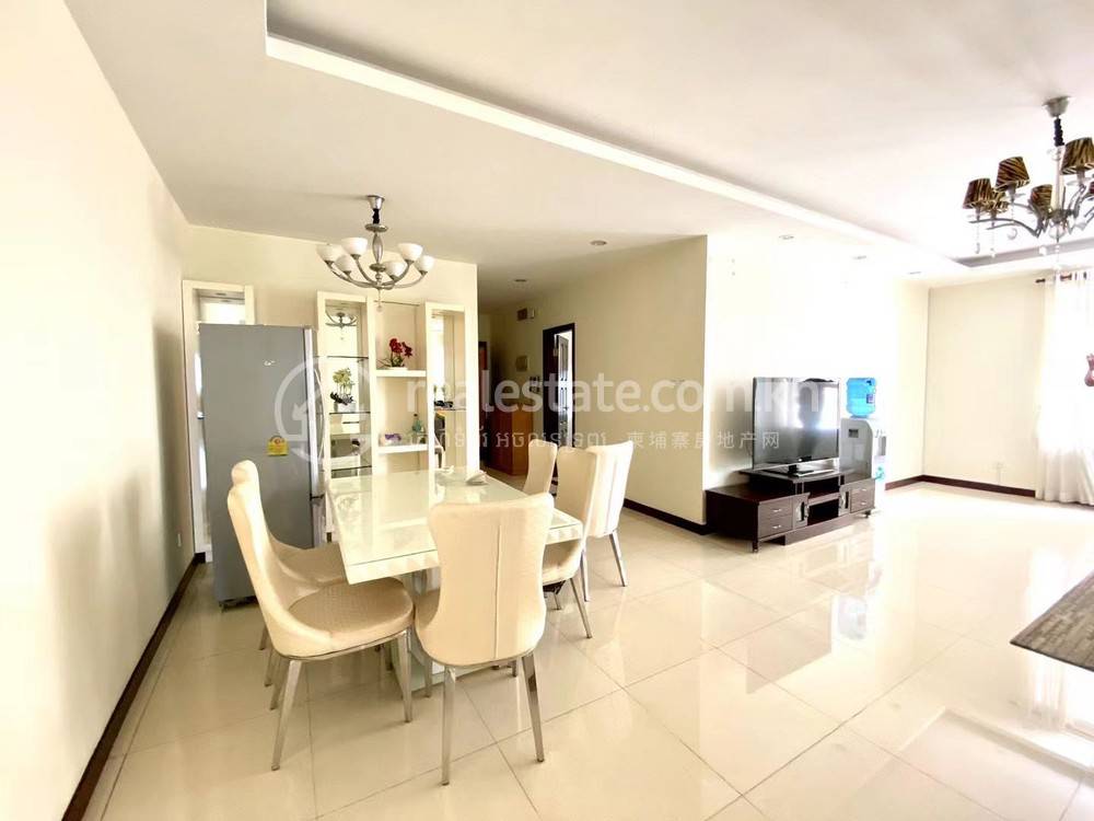Condo K pronájmu in Tonle Bassac, Chamkarmon, Phnom Penh