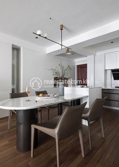 2 Bedrooms Apartment For Rent for $1,800