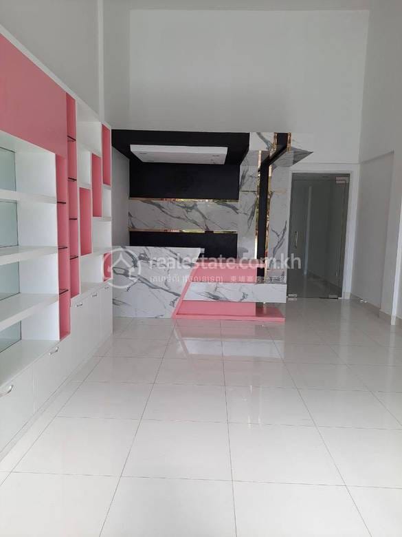 $600 Shophouse