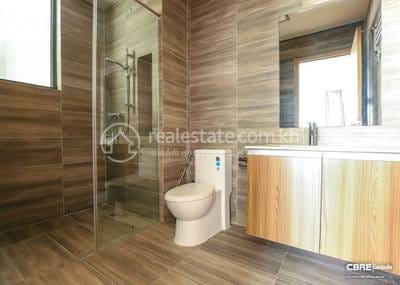 Condo K pronájmu in 7 Makara $550