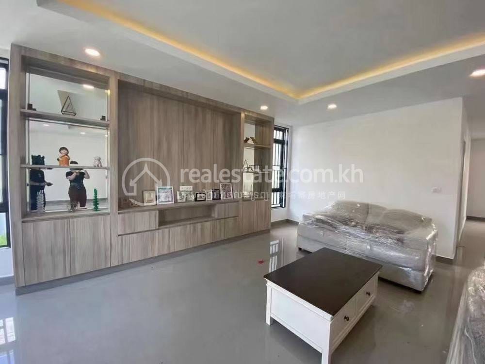 Meanchey别墅出租，价格$4,000