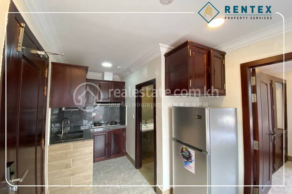 អាផាតមិន សំរាប់ជួល មានកន្លែងចតរថយន្ត 1