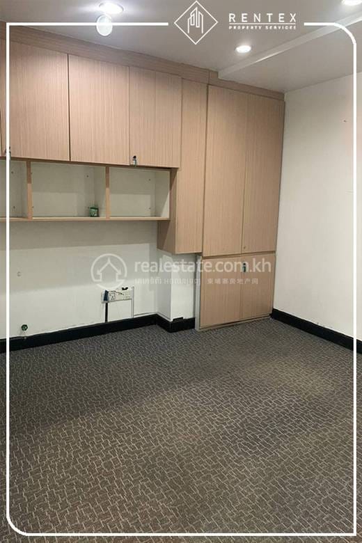 Offices For Rent in Chamkarmon $3,000