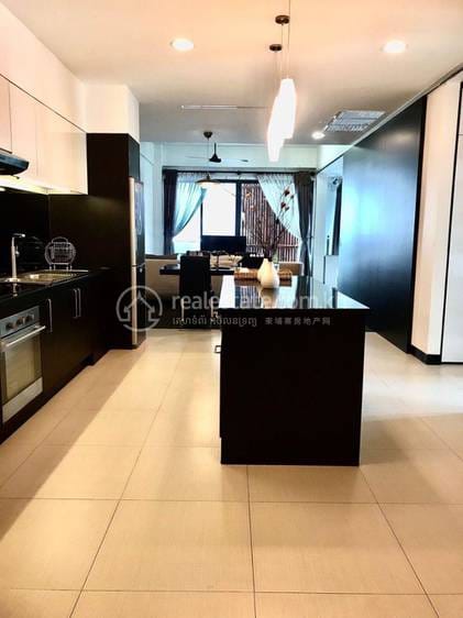 Апартаменты с Обслуживанием Для Аренды in Tonle Bassac, Chamkarmon, Phnom Penh